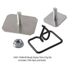 CLIP SET FORD 47-48 FENDER, 38 T-bolts & flange nuts