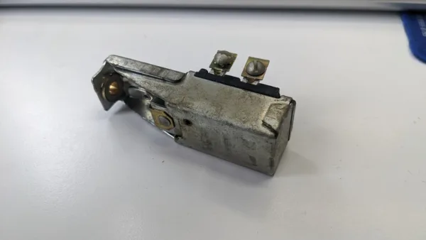 SWITCH H/LIGHT FORD 49, SEDAN & UTE, 6 Volt no knob, NOS