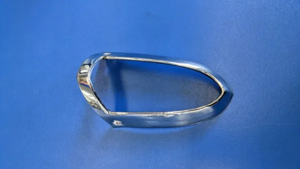 PARK LIGHT DOOR RH FORD 49 (CHROME RIM) NOS