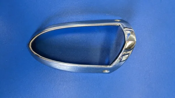 PARK LIGHT DOOR LH FORD 49 (CHROME RIM) NOS