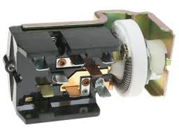 SWITCH H/LIGHT PICKUP 65-79, MUSTANG 71-72, FALCON XR-XY (SW1245)