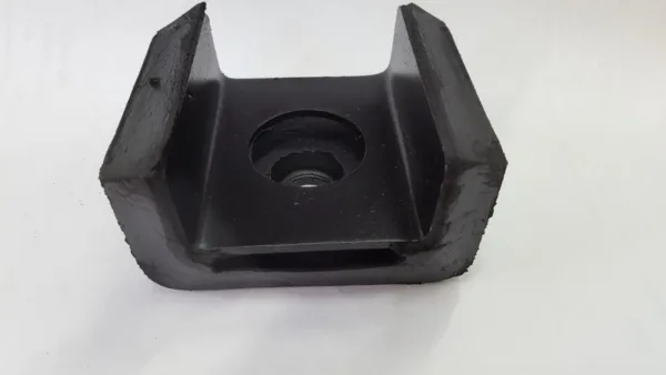 ENGINE MOUNT PICKUP 53-60 REAR LOWER, F100-600 292cid BLOCK @ TRANSMISSION
