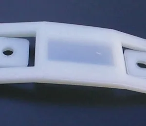 CLIP ROCKER PANEL MOULDING GALAXIE 65-66 (nylon 16 req') (76 x 26mm)